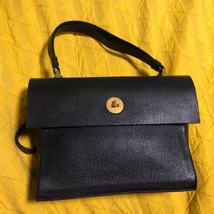 Lia numa bag